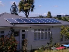 Multi-solar-panel-array-2-300x225